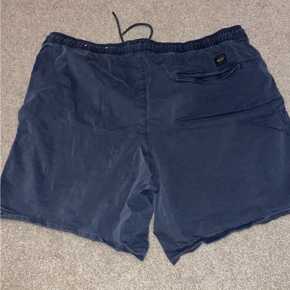 American Eagle shorts XL - Picture 2 of 3